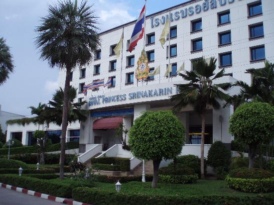 Отель Dusit Princess Srinakarin 4*