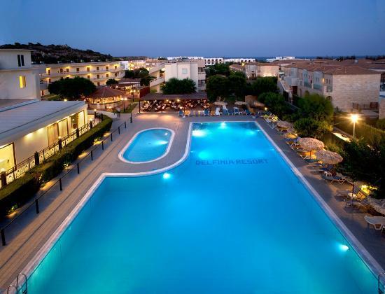 Отель Delfinia Resort 4*