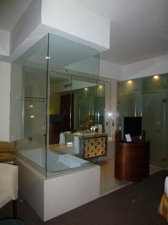 Отель Al Manzil Hotel 4*