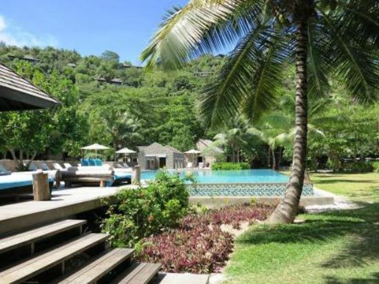 Отель Four Seasons Resort Seychelles 5*