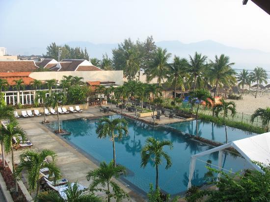 Отель Furama Resort Danang 5*