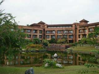 отель Fulbari Resort And Spa 4*