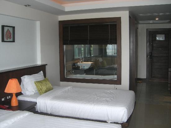 Отель Thanthip Beach Resort 3*