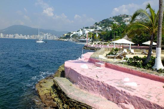 Отель Las Brisas Acapulco 5*