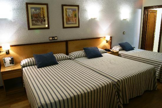 Отель Best Western Hotel Los Condes 3*