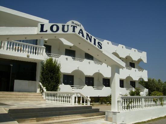 Отель Loutanis 3*