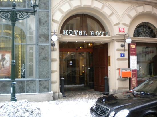 Отель Rott 4*
