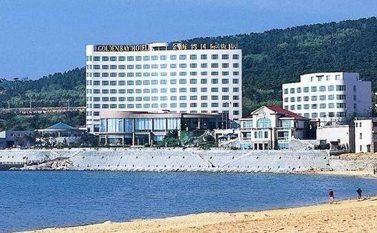 Отель Golden Bay 5*