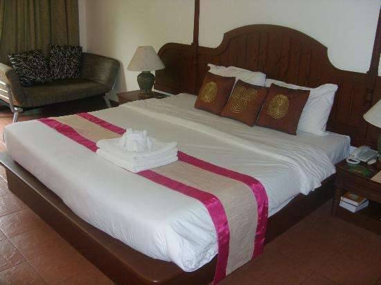 Отель Tipa Resort Hotel 3*