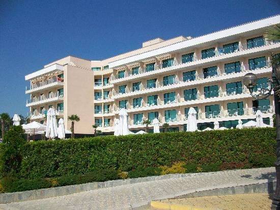 Отель Evrika Beach Club Hotel 4*
