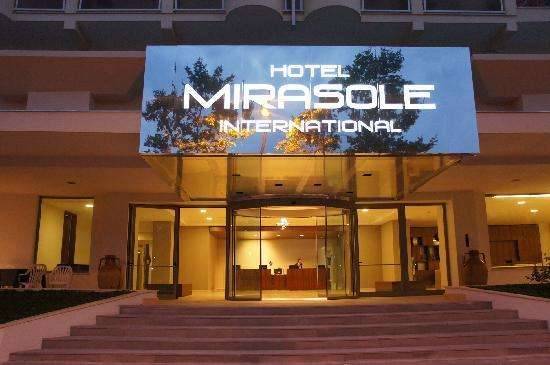 Отель Mirasole hotel Gaeta 3*