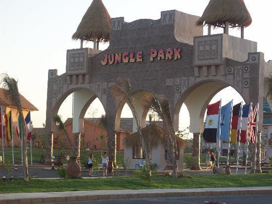 Отель Jungle Aqua Park 4*