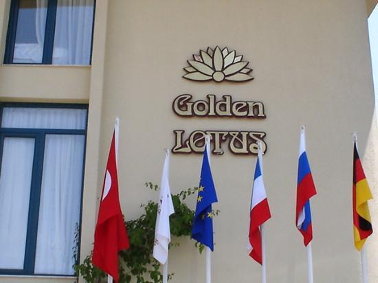 Отель Golden Lotus 4*