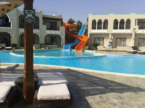 Отель Sunrise Grand Select Arabian Beach Resort 5*