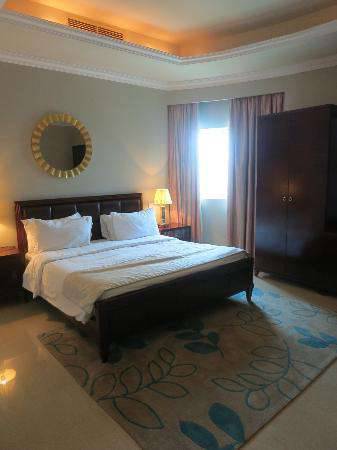 Отель Al Hamra Palace 5*
