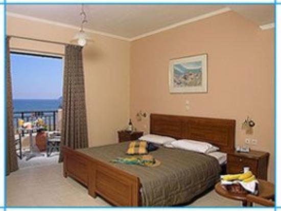 Отель Mediterranean Beach Resort 4*