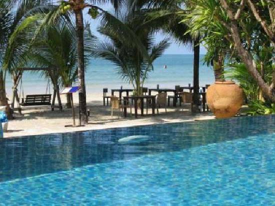 Отель Barali Beach Resort 3*