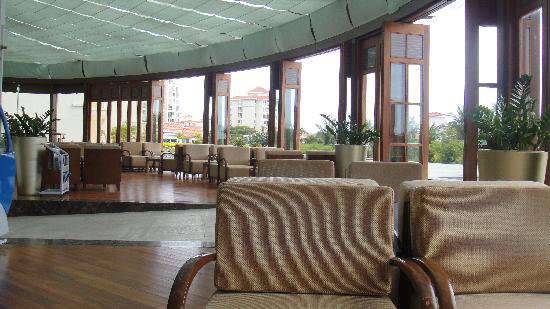 Отель Days Hotel & Suites Sanya Resort 5*