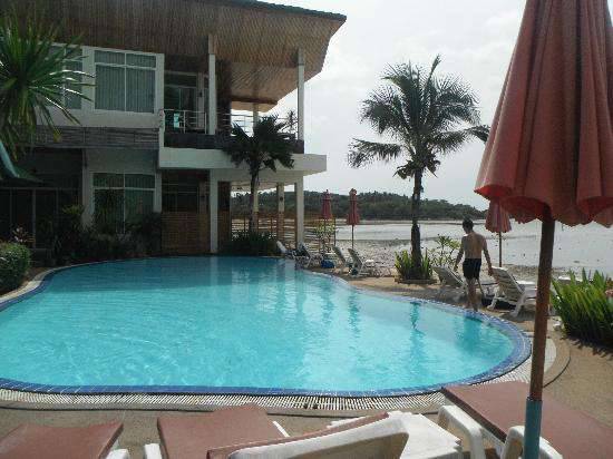 Отель Samui Island Beach Resort & Hotel 3*