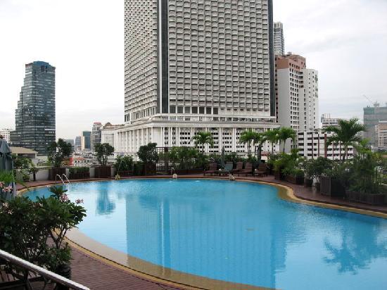Отель Centre Point Silom 4*