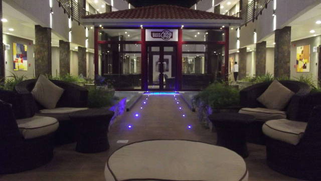 Отель Pearl Hotel 3*