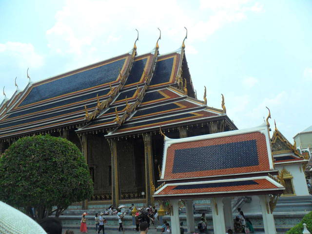 храм