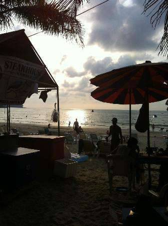Отель Sunwing Kamala Beach 4*