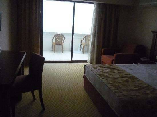 Отель Laphetos Beach Resort & SPA 5*