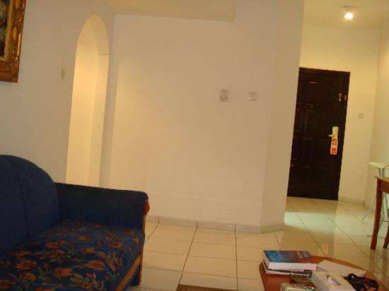 Отель Al Maha Regency Suites 4*