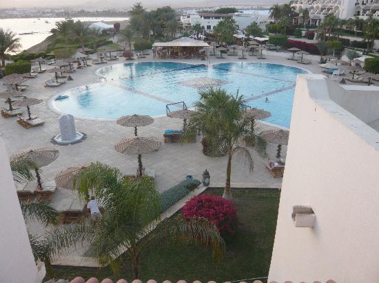 Отель Moevenpick Resort Sharm El Sheikh Naama Bay 5*