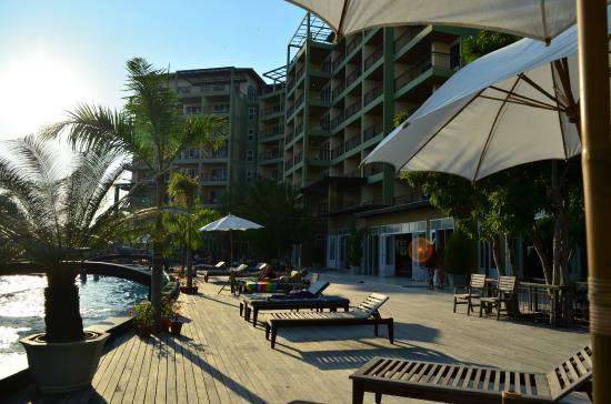 Отель Phala Cliff Beach Resort & Spa 4*