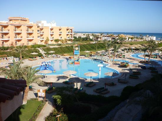 Отель The Three Corners Sunny Beach Resort 4*