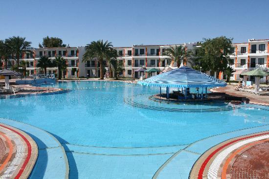 Отель Riviera Plaza Abu Soma 4*