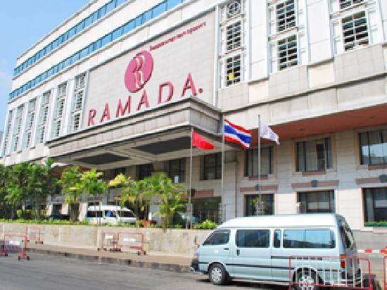 Отель Ramada D'MA Bangkok 4*