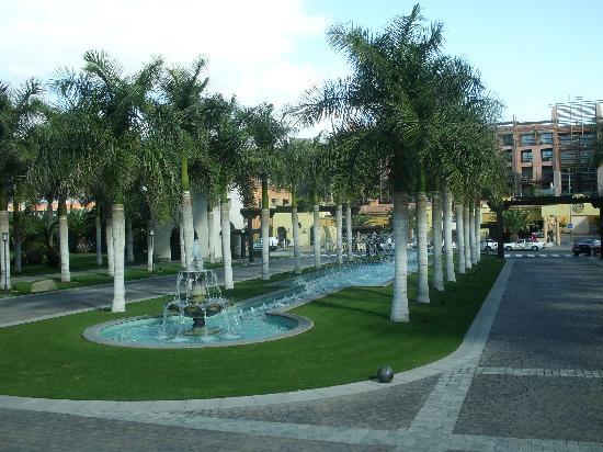 Отель Lopesan Costa Meloneras Resort Spa & Casino 4*