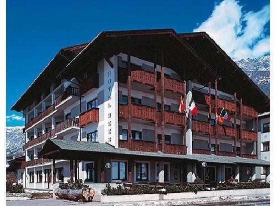 Отель Derby Hotel Bormio 3*