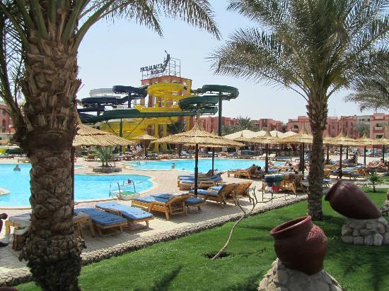 Отель Beach Albatros Resort 4*