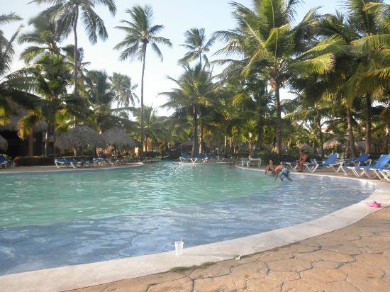 Отель Tropical Princess Beach Resort & Spa 4*